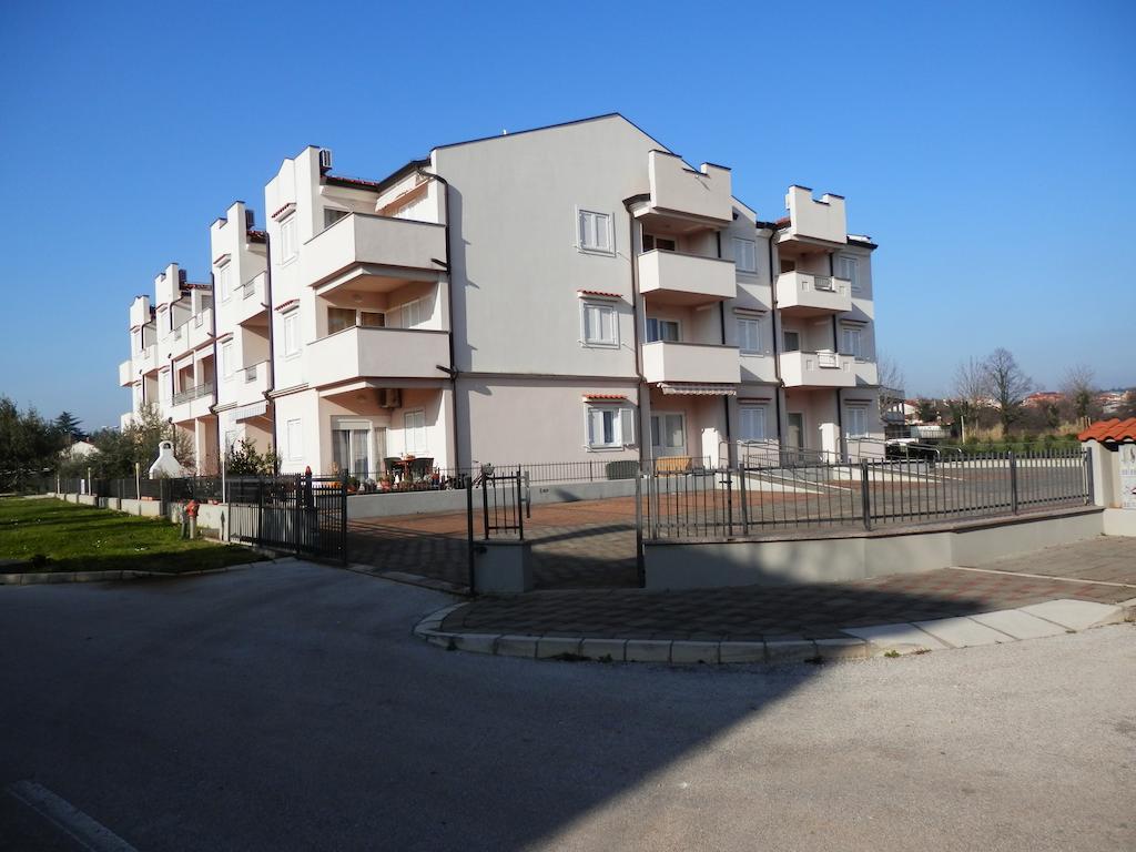 Apartments Nautica Novigrad Istria Eksteriør bilde